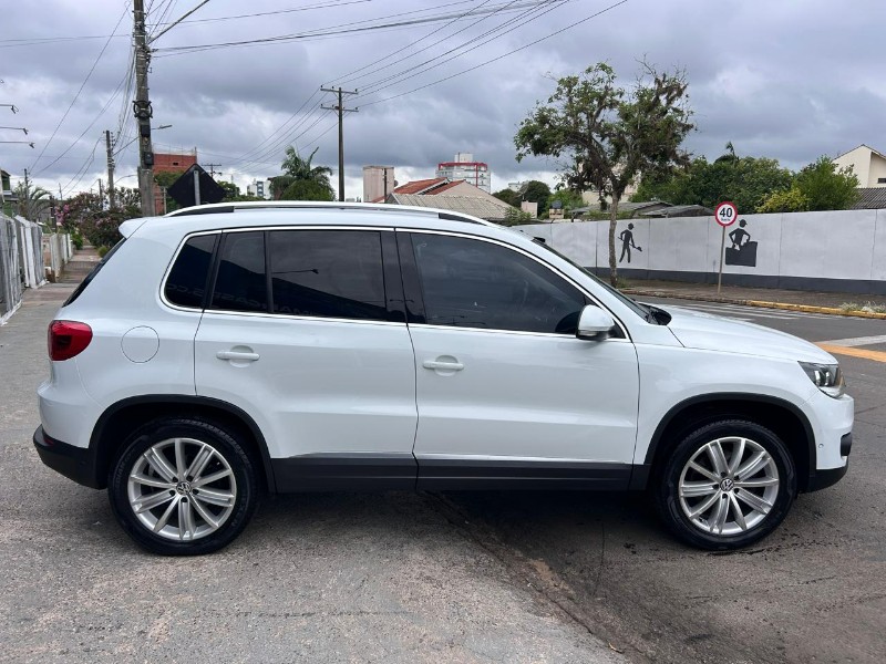 VOLKSWAGEN TIGUAN 2.0 TSI 16V 200CV TIPTRONIC 5P 2015/2015 LS MULTIMARCAS VENÂNCIO AIRES / Carros no Vale