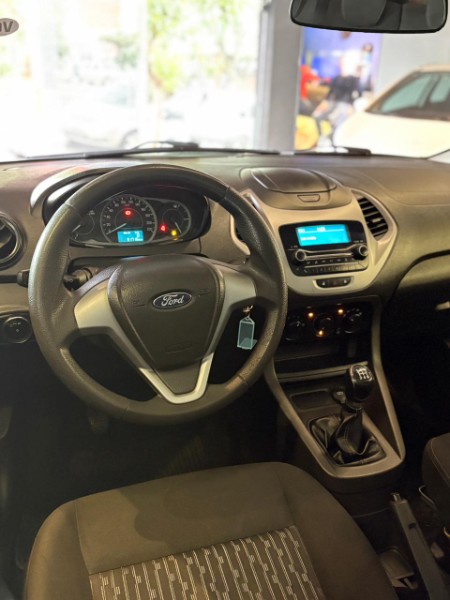 FORD KA 1.0 SE PLUS 2018/2019 JM AUTOMÓVEIS VENÂNCIO AIRES / Carros no Vale