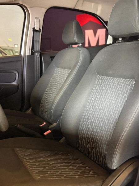 FORD KA 1.0 SE PLUS 2018/2019 JM AUTOMÓVEIS VENÂNCIO AIRES / Carros no Vale