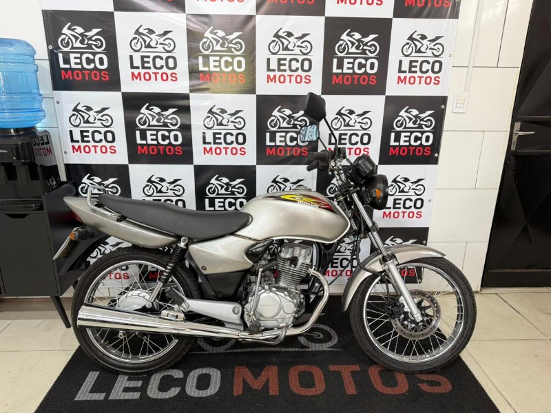 HONDA MOTOS CG 125 TITAN ES 2001/2001 LECO MOTOS VENÂNCIO AIRES / Carros no Vale