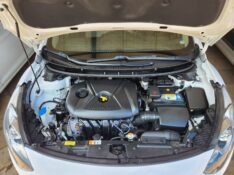 HYUNDAI I30 1.8 2014/2015 TS VEÍCULOS ANTA GORDA / Carros no Vale