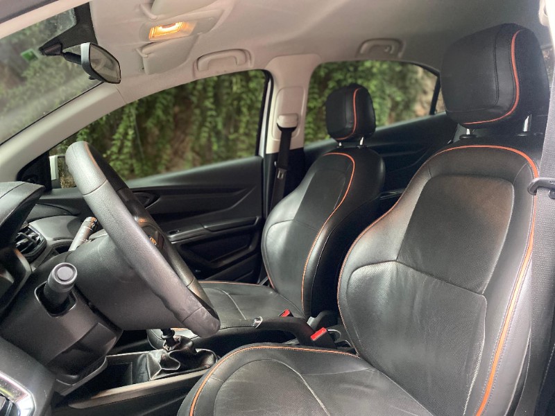 CHEVROLET ONIX LT 1.4 2015/2015 ESTAÇÃO DO CARRO ESTRELA / Carros no Vale