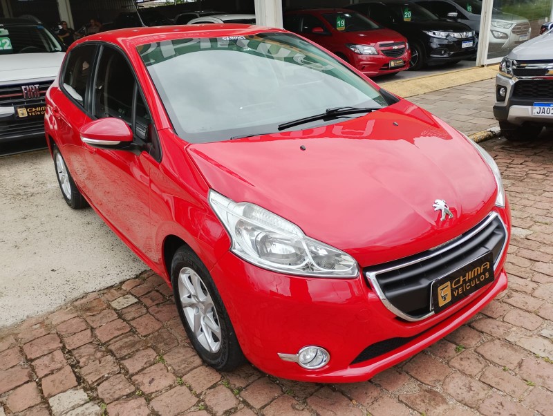 PEUGEOT 208 1.6 ACTIVE PACK 16V FLEX 4P AUTOMÁTICO /2015 CHIMA VEÍCULOS VENÂNCIO AIRES / Carros no Vale