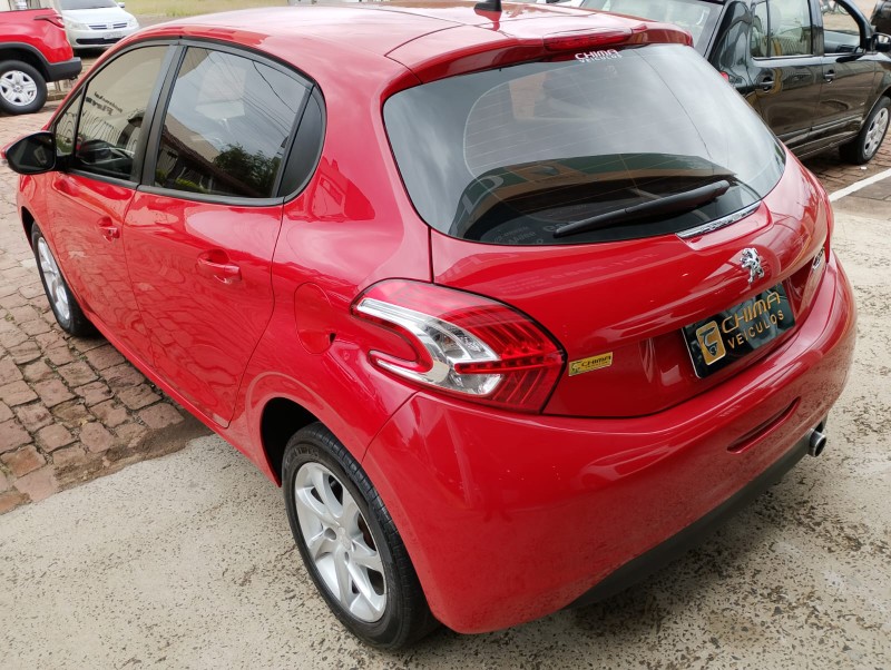 PEUGEOT 208 1.6 ACTIVE PACK 16V FLEX 4P AUTOMÁTICO /2015 CHIMA VEÍCULOS VENÂNCIO AIRES / Carros no Vale