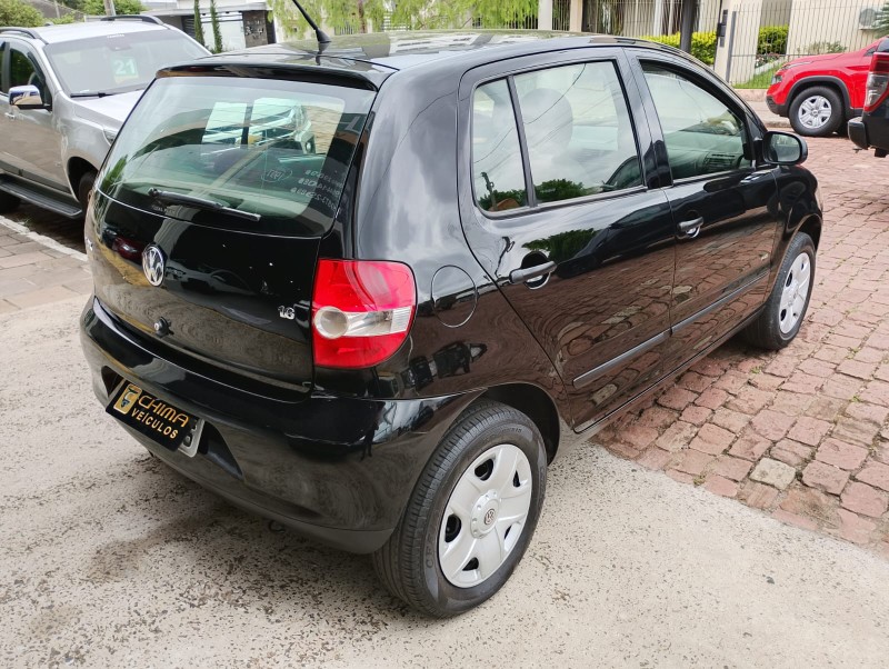 VOLKSWAGEN FOX 1.6 MI PLUS 8V FLEX 4P MANUAL /2008 CHIMA VEÍCULOS VENÂNCIO AIRES / Carros no Vale