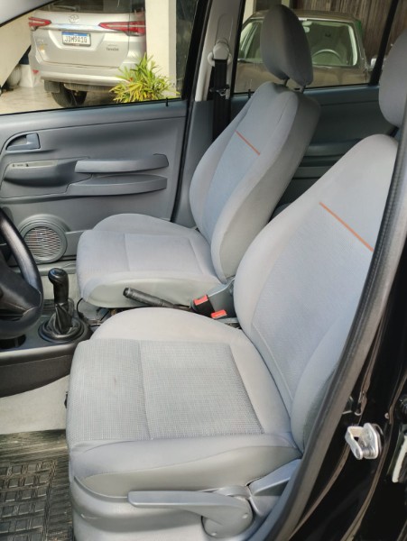 VOLKSWAGEN FOX 1.6 MI PLUS 8V FLEX 4P MANUAL /2008 CHIMA VEÍCULOS VENÂNCIO AIRES / Carros no Vale