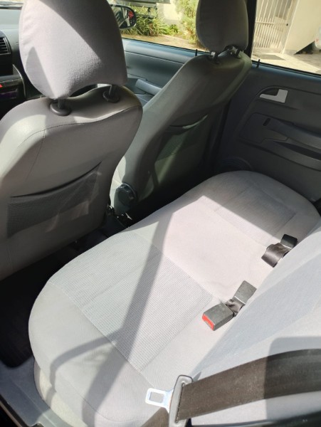 VOLKSWAGEN FOX 1.6 MI PLUS 8V FLEX 4P MANUAL /2008 CHIMA VEÍCULOS VENÂNCIO AIRES / Carros no Vale