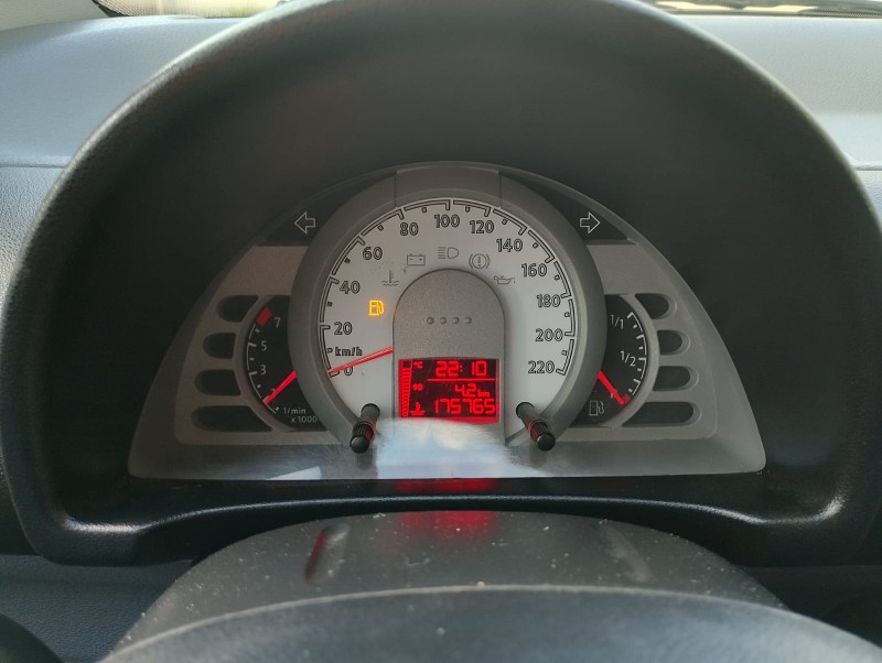 VOLKSWAGEN FOX 1.6 MI PLUS 8V FLEX 4P MANUAL /2008 CHIMA VEÍCULOS VENÂNCIO AIRES / Carros no Vale