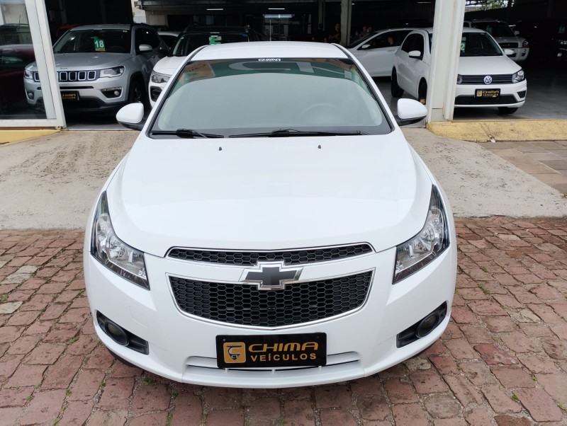 CHEVROLET CRUZE LT 1.8 16V FLEXPOWER 4P MEC. /2014 CHIMA VEÍCULOS VENÂNCIO AIRES / Carros no Vale