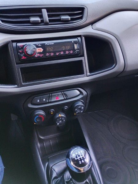 CHEVROLET ONIX HATCH JOY /2019 CHIMA VEÍCULOS VENÂNCIO AIRES / Carros no Vale