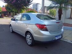 CHEVROLET PRISMA 1.4 LT 2014/2015 ALTERNATIVA VEÍCULOS LAJEADO / Carros no Vale