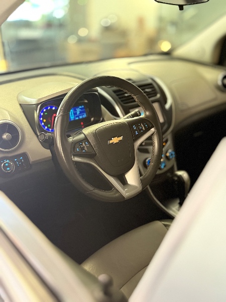 CHEVROLET TRACKER 1.8 LTZ 2015/2015 MALAGGI VEÍCULOS ENCANTADO / Carros no Vale