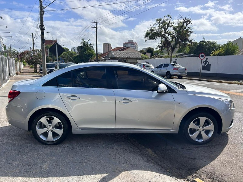 CHEVROLET CRUZE LT 1.8 16V FLEXPOWER 4P AUT. 2013/2013 LS MULTIMARCAS VENÂNCIO AIRES / Carros no Vale