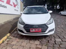 HYUNDAI HB20 SEDAN COMFORT 1.0 2017/2017 ELY AUTOMÓVEIS LAJEADO / Carros no Vale