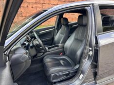 HONDA CIVIC SEDAN EXL 2.0 FLEX 16V AUT.4P 2018/2018 LS MULTIMARCAS VENÂNCIO AIRES / Carros no Vale