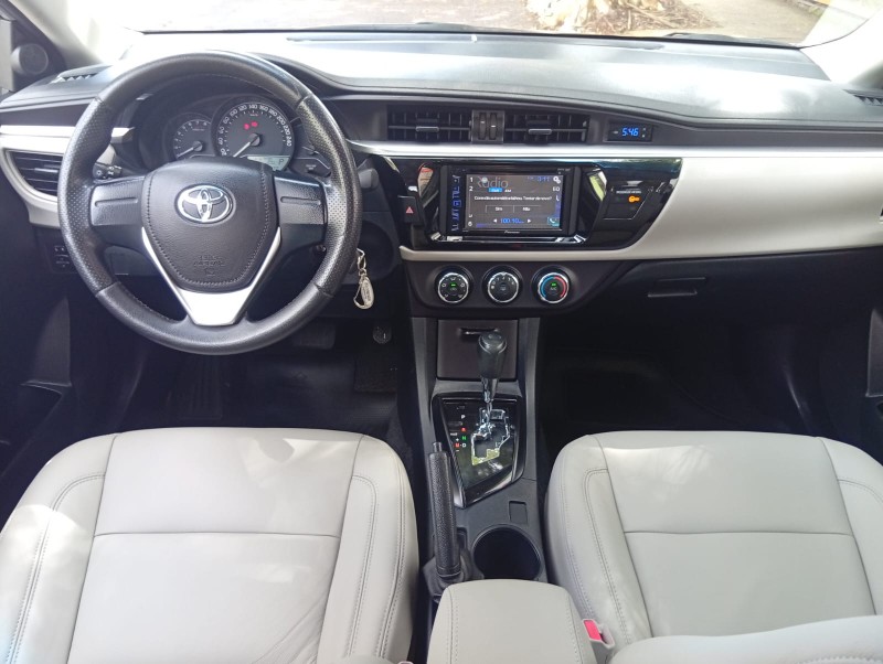 TOYOTA COROLLA 1.8 GLI 16V FLEX 4P AUTOMÁTICO 2016/2017 ALTERNATIVA VEÍCULOS LAJEADO / Carros no Vale