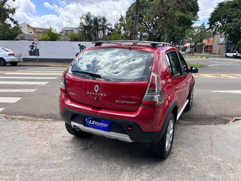 RENAULT SANDERO STEPWAY HI-POWER 1.6 8V 5P 2014/2014 LS MULTIMARCAS VENÂNCIO AIRES / Carros no Vale