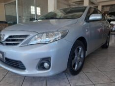 TOYOTA COROLLA 2.0 XEI 2011/2012 RENAUTO VEÍCULOS LAJEADO / Carros no Vale