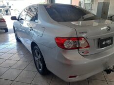 TOYOTA COROLLA 2.0 XEI 2011/2012 RENAUTO VEÍCULOS LAJEADO / Carros no Vale