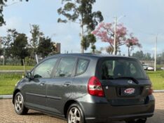 HONDA FIT 1.4 LX 8V GASOLINA 4P AUTOMÁTICO 2006/2006 NEURI VEÍCULOS LAJEADO / Carros no Vale