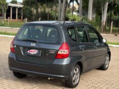 HONDA FIT 1.4 LX 8V GASOLINA 4P AUTOMÁTICO 2006/2006 NEURI VEÍCULOS LAJEADO / Carros no Vale