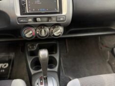 HONDA FIT 1.4 LX 8V GASOLINA 4P AUTOMÁTICO 2006/2006 NEURI VEÍCULOS LAJEADO / Carros no Vale