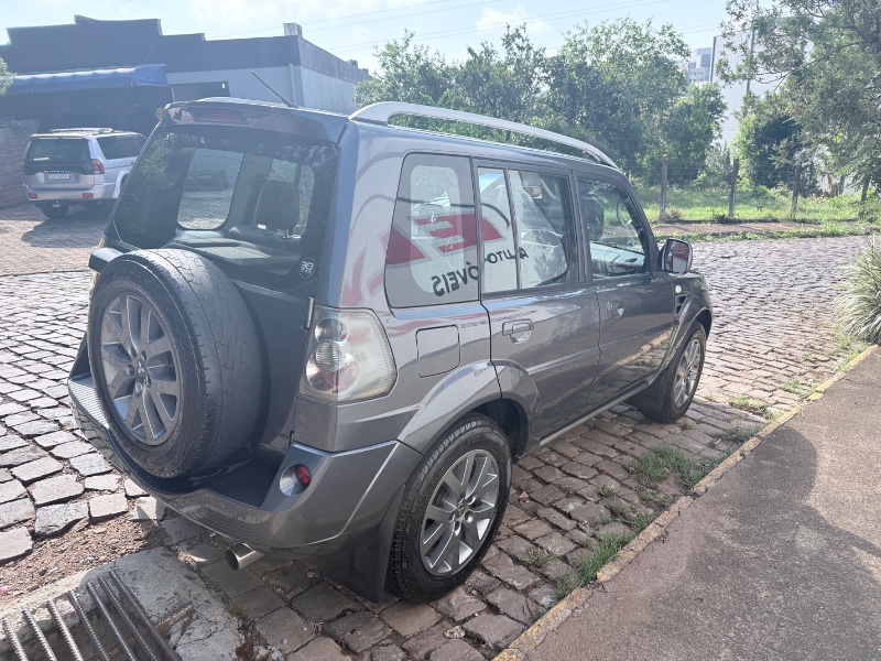 MITSUBISHI PAJERO TR4 2.0 4X2 16V 140CV FLEX 4P AUTOMÁTICO 2013/2013 ELY AUTOMÓVEIS LAJEADO / Carros no Vale