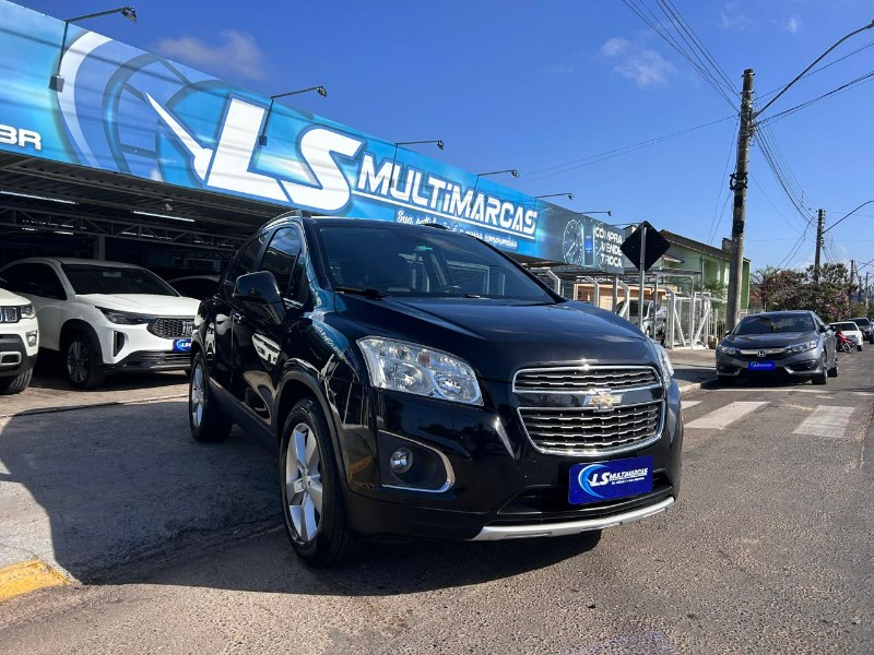 CHEVROLET TRACKER LTZ 1.8 16V FLEX 4X2 AUT. 2014/2014 LS MULTIMARCAS VENÂNCIO AIRES / Carros no Vale CHEVROLET TRACKER LTZ 1.8 16V FLEX 4X2 AUT. 2014/2014 LS MULTIMARCAS VENÂNCIO AIRES / Carros no Vale
