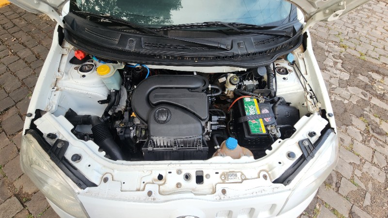 FIAT UNO 1.0 EVO VIVACE 8V 2014/2014 FERNANDO AUTOMÓVEIS | REVENDA DE CARROS ARROIO DO MEIO ARROIO DO MEIO / Carros no Vale