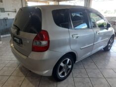 HONDA FIT 1.4 LXL 2006/2007 RENAUTO VEÍCULOS LAJEADO / Carros no Vale