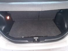 HONDA FIT 1.4 LXL 2006/2007 RENAUTO VEÍCULOS LAJEADO / Carros no Vale