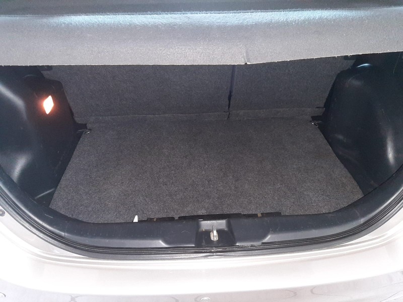 HONDA FIT 1.4 LXL 2006/2007 RENAUTO VEÍCULOS LAJEADO / Carros no Vale