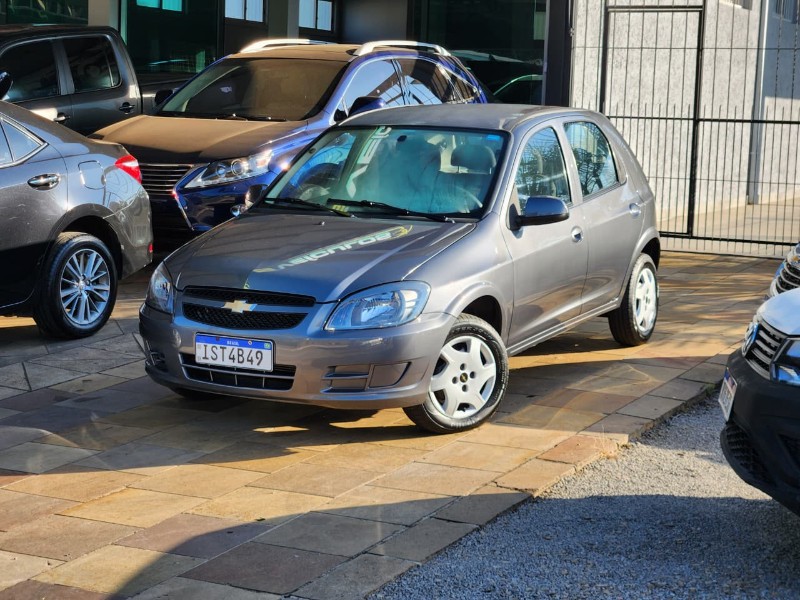 CHEVROLET CELTA LT 1.0 2011/2012 TS VEÍCULOS ANTA GORDA / Carros no Vale