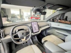 VOLVO EX30 PLUS EXTENDED RANGE 2024/2024 JOÃO CARROS MULTIMARCAS GUAPORÉ / Carros no Vale