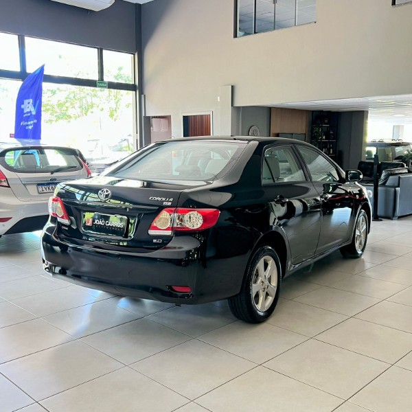 TOYOTA COROLLA XEI 2.0 16V FLEX 2013/2013 JOÃO CARROS MULTIMARCAS GUAPORÉ / Carros no Vale TOYOTA COROLLA XEI 2.0 16V FLEX 2013/2013 JOÃO CARROS MULTIMARCAS GUAPORÉ / Carros no Vale