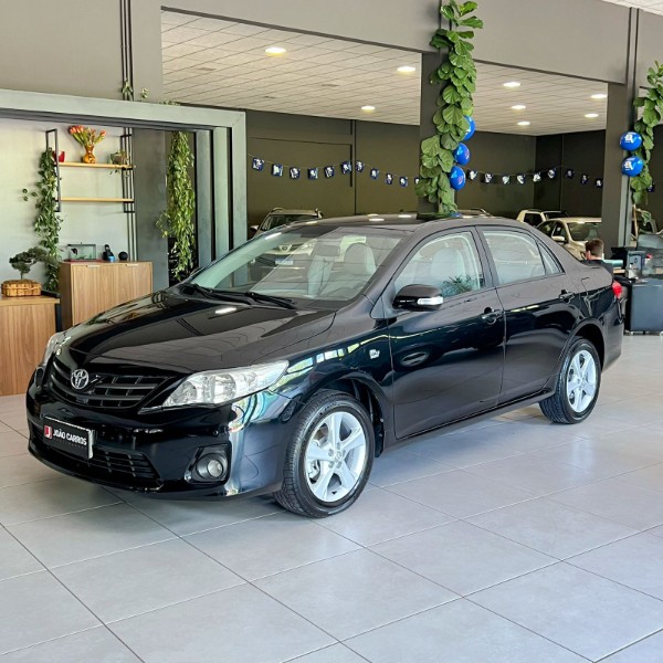 TOYOTA COROLLA XEI 2.0 16V FLEX 2013/2013 JOÃO CARROS MULTIMARCAS GUAPORÉ / Carros no Vale TOYOTA COROLLA XEI 2.0 16V FLEX 2013/2013 JOÃO CARROS MULTIMARCAS GUAPORÉ / Carros no Vale