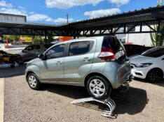 FIAT MOBI LIKE 1.0 FIRE FLEX 5P. /2017 AR MULTIMARCAS VENÂNCIO AIRES / Carros no Vale