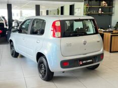 FIAT UNO 1.0 VIVACE 8V 2012/2012 JOÃO CARROS MULTIMARCAS GUAPORÉ / Carros no Vale