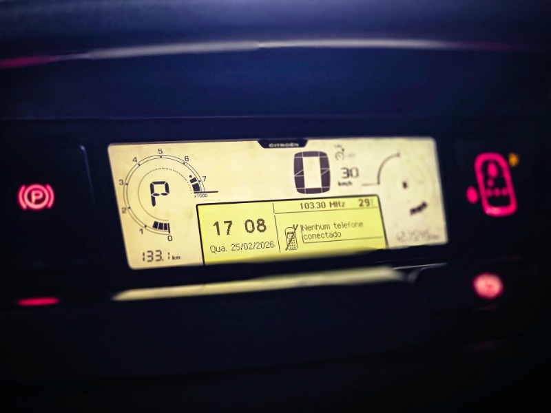 CITROEN C4 PICASSO 2.0 16V 2012/2013 DUARTE VEÍCULOS PORTO ALEGRE / Carros no Vale