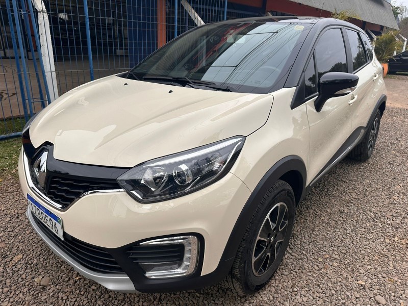 RENAULT CAPTUR LIFE 1.6 /2019 MENEGHINI VEÍCULOS ARROIO DO MEIO / Carros no Vale