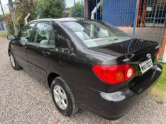 TOYOTA COROLLA XLI 1.6 /2004 MENEGHINI VEÍCULOS ARROIO DO MEIO / Carros no Vale