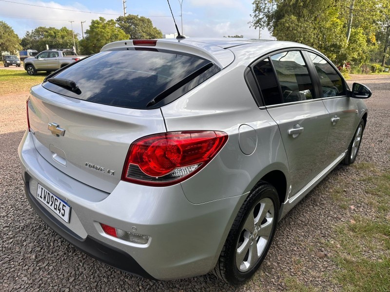 CHEVROLET CRUZE LT 1.8 /2014 MENEGHINI VEÍCULOS ARROIO DO MEIO / Carros no Vale