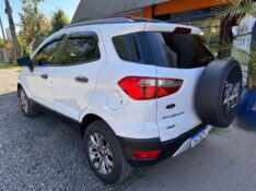 FORD ECOSPORT 2.0 FREESTYLE /2015 MENEGHINI VEÍCULOS ARROIO DO MEIO / Carros no Vale