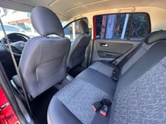 VOLKSWAGEN FOX 1.6 /2013 MENEGHINI VEÍCULOS ARROIO DO MEIO / Carros no Vale