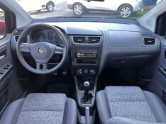VOLKSWAGEN FOX 1.6 /2013 MENEGHINI VEÍCULOS ARROIO DO MEIO / Carros no Vale