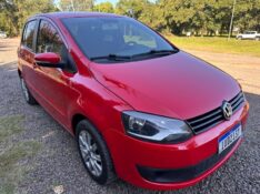 VOLKSWAGEN FOX 1.6 /2013 MENEGHINI VEÍCULOS ARROIO DO MEIO / Carros no Vale