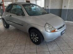 FORD KA 1.0 /2000 RENAUTO VEÍCULOS LAJEADO / Carros no Vale