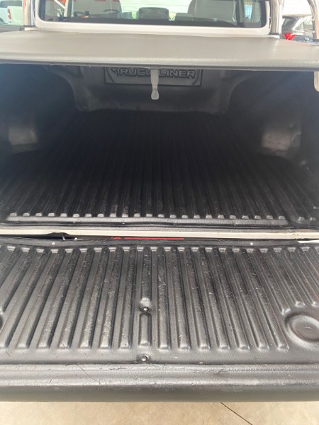 VOLKSWAGEN AMAROK 2.0 HIGHLINE 4X4 2014/2014 LAVENDA VEÍCULOS ARROIO DO MEIO / Carros no Vale