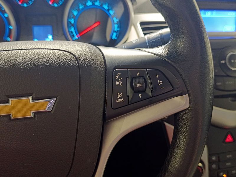 Chevrolet Chev Cruze Lt Nb 2014/2014 SIM VEÍCULOS PORTO ALEGRE / Carros no Vale