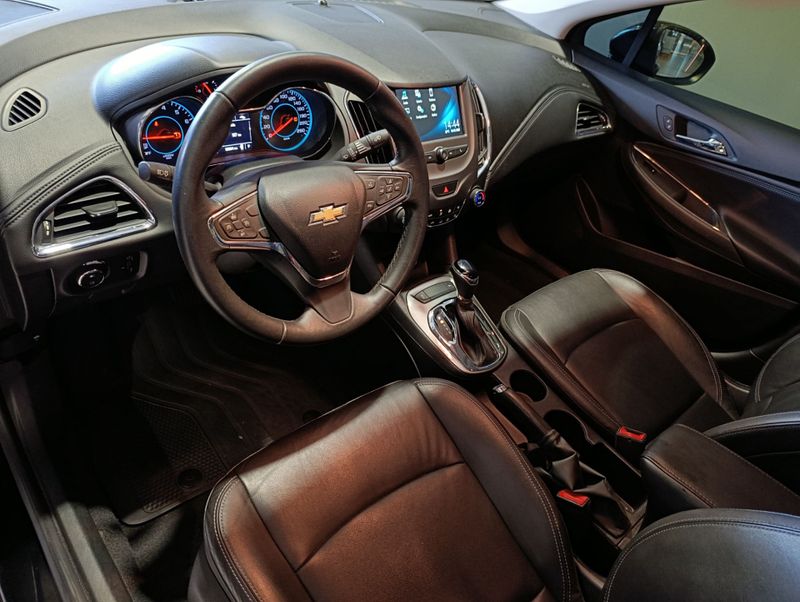 Chevrolet Cruze 1.4 Turbo Lt 16v 2016/2017 SIM VEÍCULOS PORTO ALEGRE / Carros no Vale